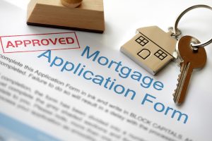 Rising mortgage rates: Should you switch to a fixed rate mortgage? article